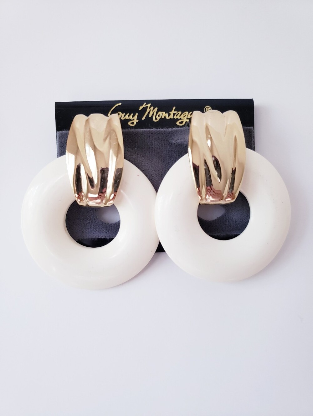 Vintage Guy Montague White And Gold Round Clip On Earrings